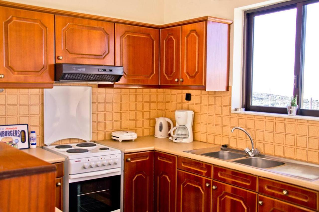 Emerald Apartments Калатас Экстерьер фото
