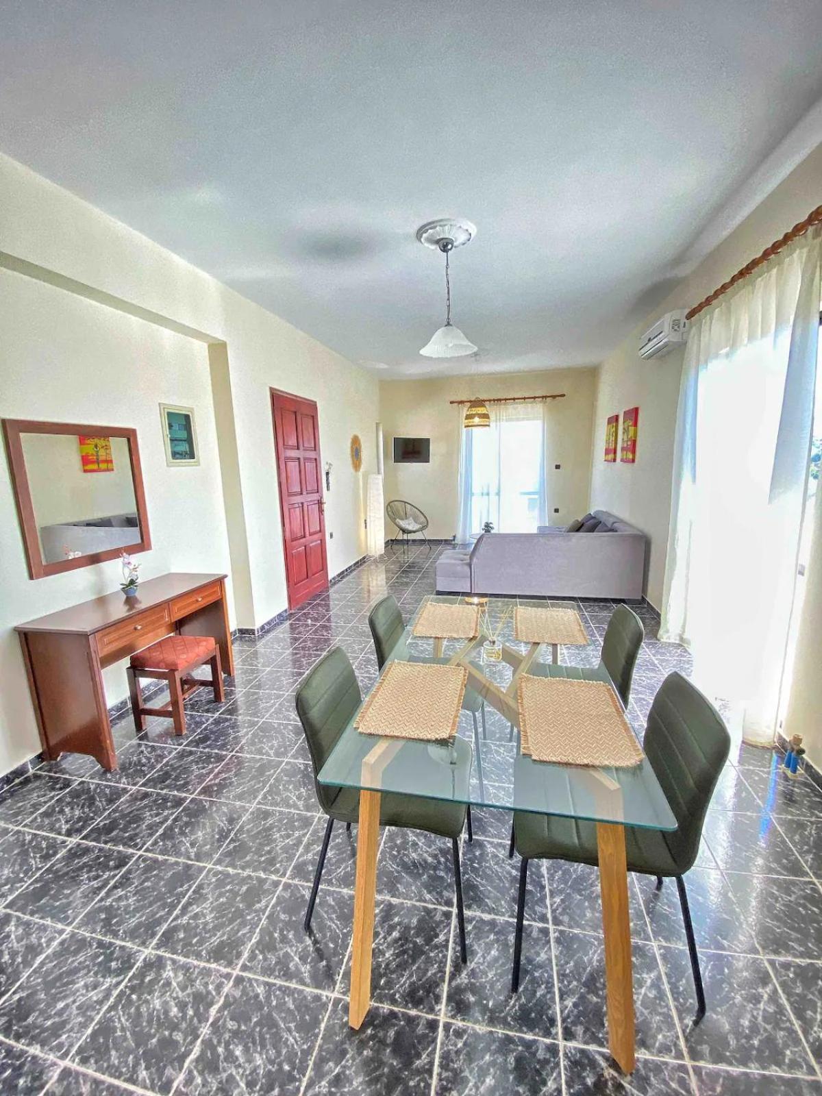 Emerald Apartments Калатас Экстерьер фото