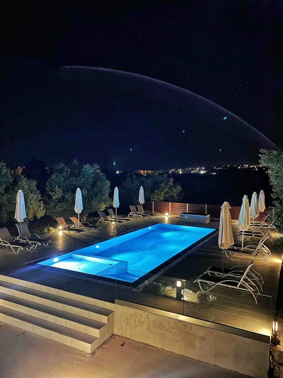 Emerald Apartments Калатас Экстерьер фото